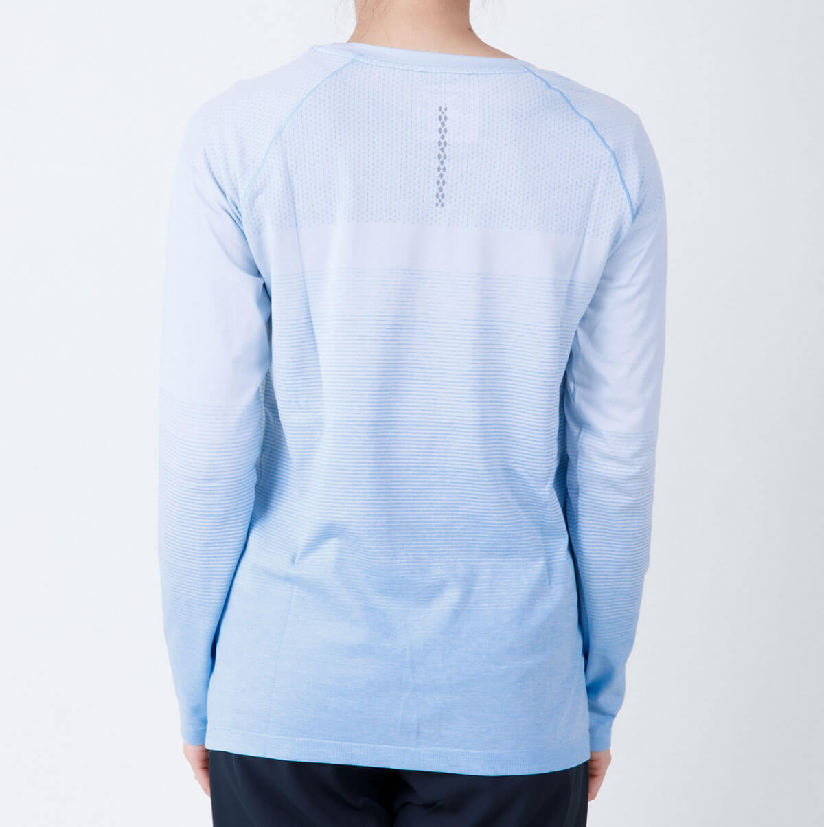 ATLR071 LI-NING リーニン　長袖　XLサイズ トレーニングTシャツ バドミントンウェア(ユニ 長袖 陸上用シャツ