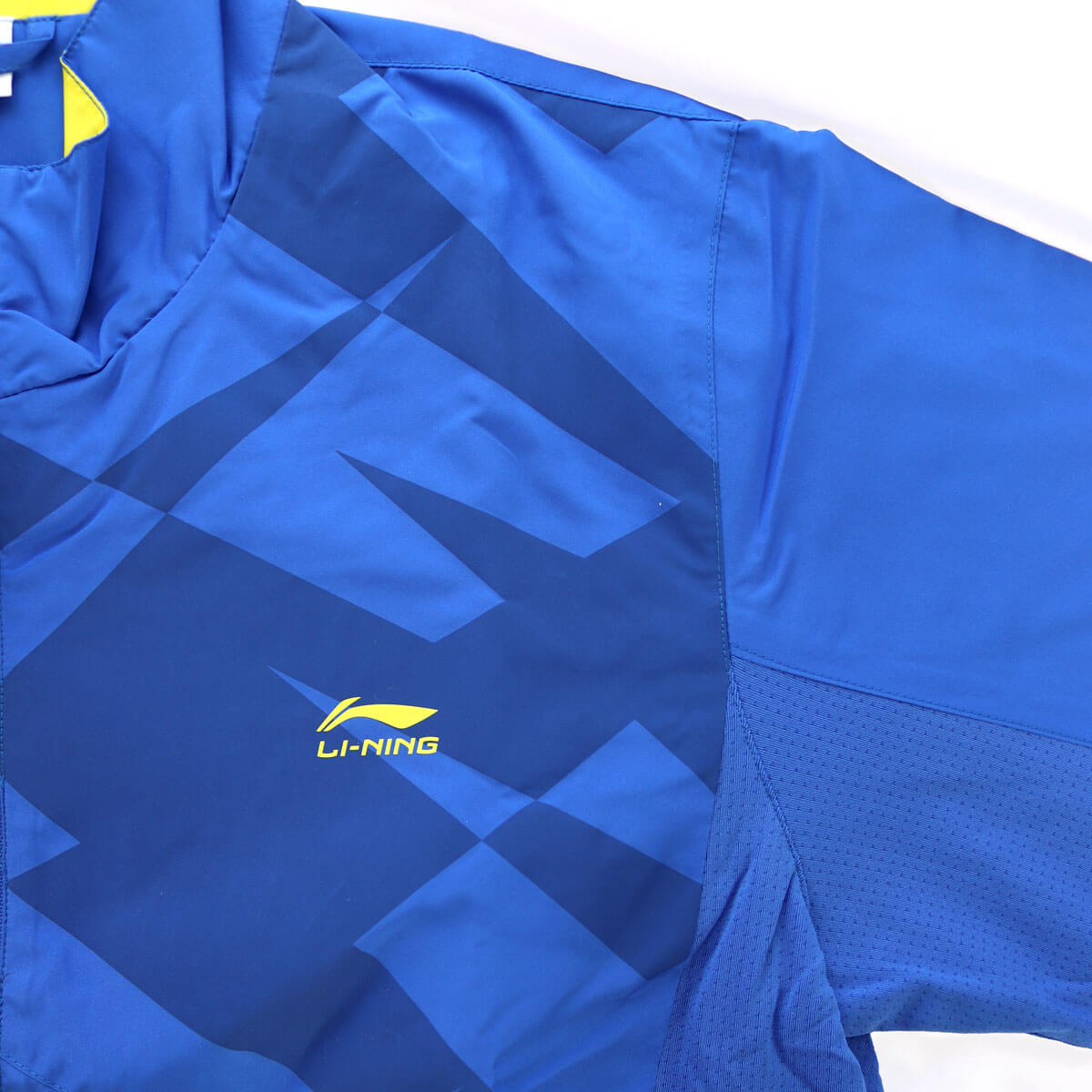 大特価】LI-NING AFDG033 ウィンドブレーカー 防風 裏メッシュ 通気性