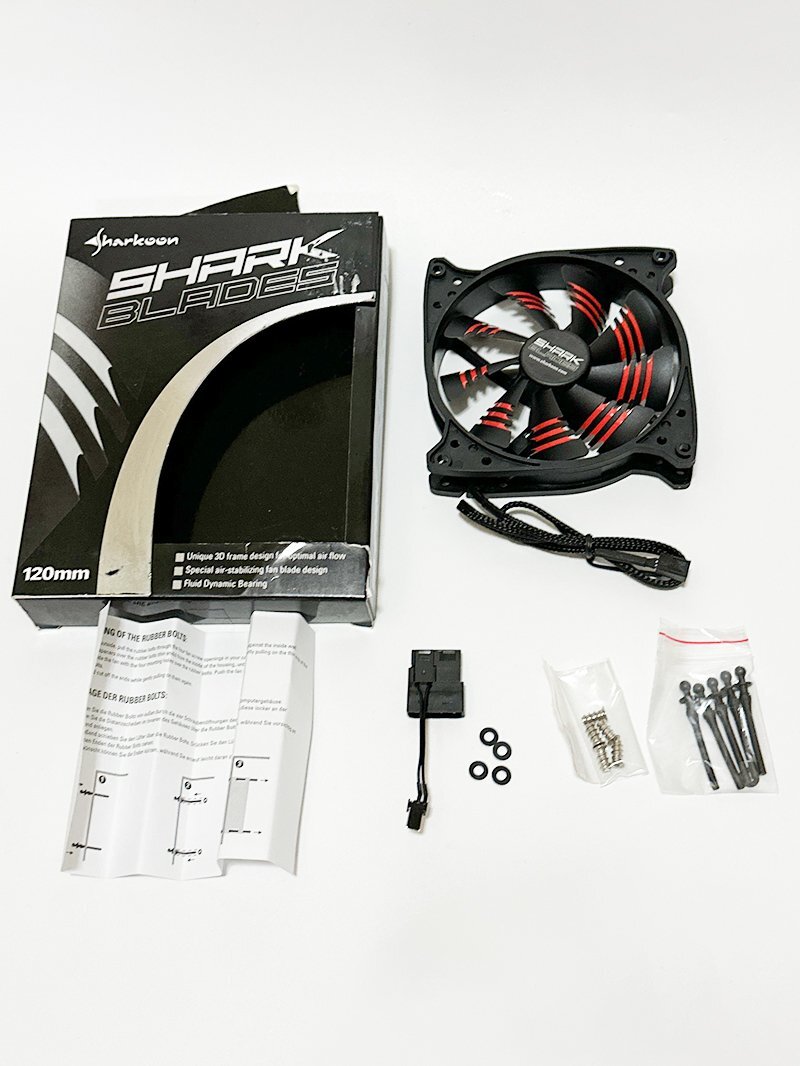 Sharkoon シャークーン SharkBlades Red SHA-SHBLADES-RD セカンドファン 12cm角 パソコン 冷却 クーラー パーツ 廃盤